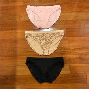 Set of 3 bikini panties